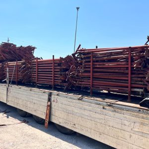 Puntelli a croce usati da 3,60 mt.