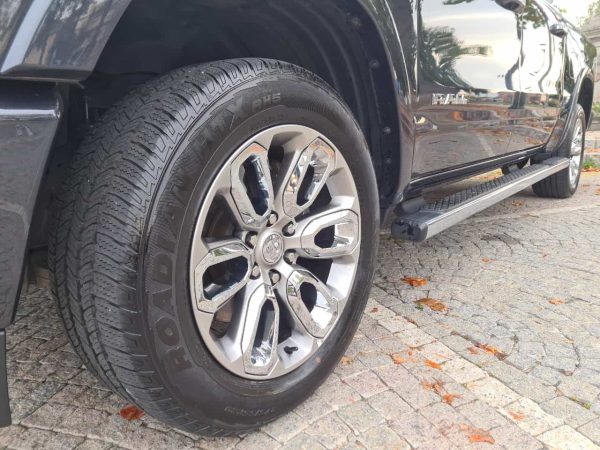 Dodge RAM Laramie 1500 EMI 5.7L